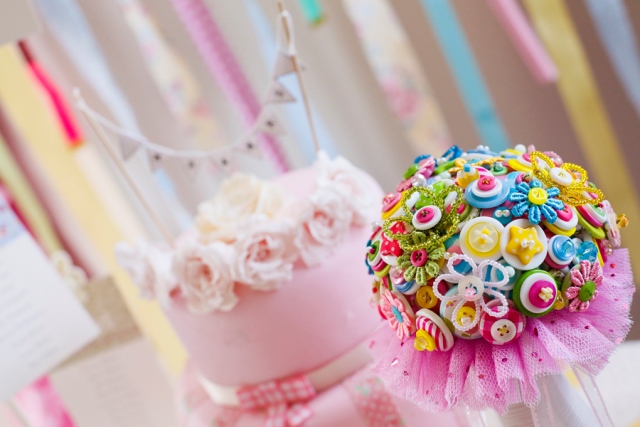 4-button-bouquet